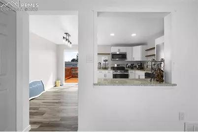 4505 S Anjelina Circle, Colorado Springs, CO 80916 - Photo 7