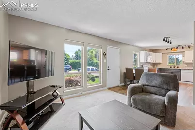 4742 Villa Circle #A, Colorado Springs, CO 80918 - Photo 7