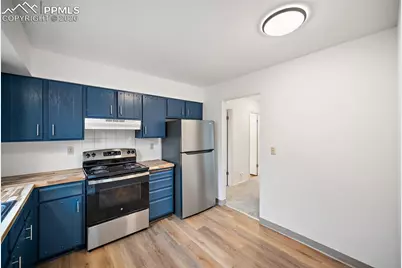 6735 Hampton Drive, Colorado Springs, CO 80918 - Photo 11