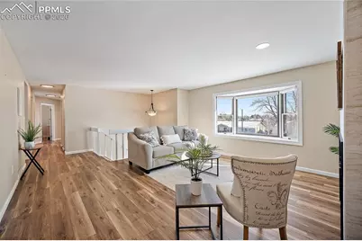 702 Paradise Lane, Colorado Springs, CO 80904 - Photo 3
