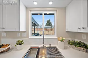 702 Paradise Ln, Colorado Springs, CO 80904 - Photo 11