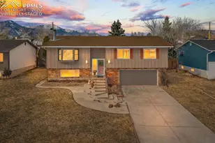 702 Paradise Ln, Colorado Springs, CO 80904 - Photo 1