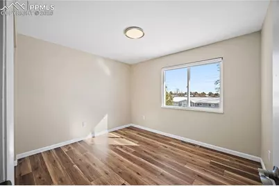 702 Paradise Lane, Colorado Springs, CO 80904 - Photo 23