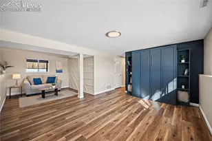 702 Paradise Ln, Colorado Springs, CO 80904 - Photo 27