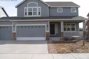 9585 Rubicon Dr, Colorado Springs, CO 80925 - Photo 3