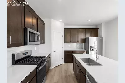 13255 Valley Peak Drive, Peyton, CO 80831 - Photo 5