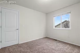 2465 Sierra Springs Dr, Colorado Springs, CO 80916 - Photo 31