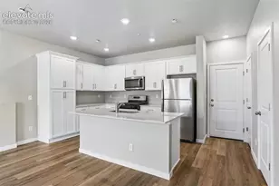1132 Babette Hts, Colorado Springs, CO 80904 - Photo 3