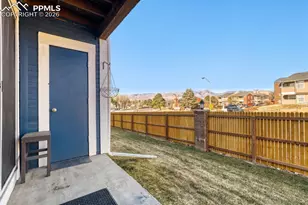 6414 Village Ln, Colorado Springs, CO 80918 - Photo 17