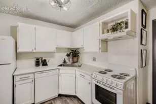 6414 Village Ln, Colorado Springs, CO 80918 - Photo 9