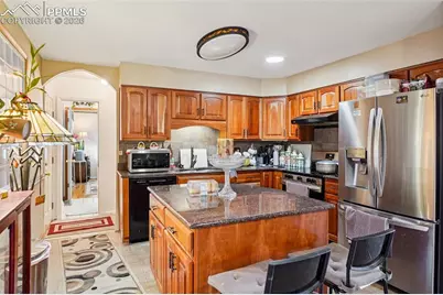 351 S Peoria Circle, Aurora, CO 80012 - Photo 11