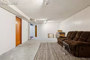 351 S Peoria Cir, Aurora, CO 80012 - Photo 23