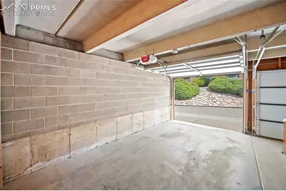 2979 Mesa Road #D, Colorado Springs, CO 80904 - Photo 29