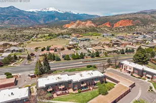 2979 Mesa Rd, Colorado Springs, CO 80904 - Photo 31