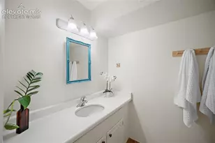 2979 Mesa Rd, Colorado Springs, CO 80904 - Photo 23