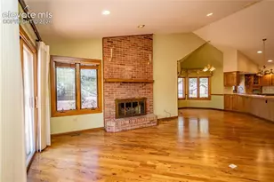 2756 Fawn Grove Ct, Colorado Springs, CO 80906 - Photo 5