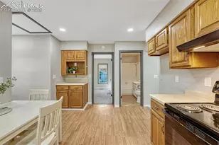 929 S Arcadia St, Colorado Springs, CO 80903 - Photo 9