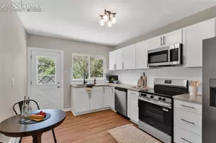 506 Van Buren St, Pueblo, CO 81004 - Photo 3