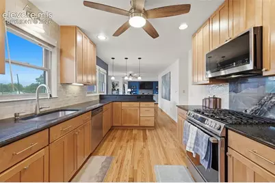 1129 Logan Place, Colorado Springs, CO 80909 - Photo 9