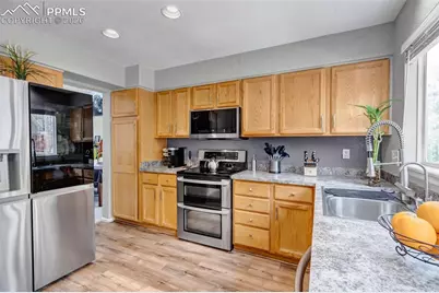 18215 E Warren Avenue, Aurora, CO 80013 - Photo 11