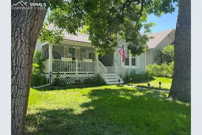 223 Custer Avenue, Colorado Springs, CO 80903 - Photo 1