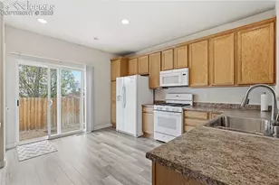 6642 Glowing Valley Dr, Colorado Springs, CO 80923 - Photo 3