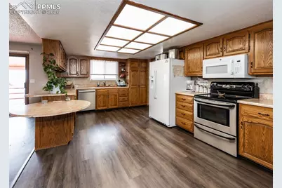 11210 Eggar Drive, Peyton, CO 80831 - Photo 5