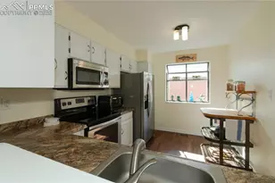 464 W Rockrimmon Blvd, Colorado Springs, CO 80919 - Photo 11