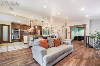 15245 Pleasant View Drive, Colorado Springs, CO 80921 - Photo 5