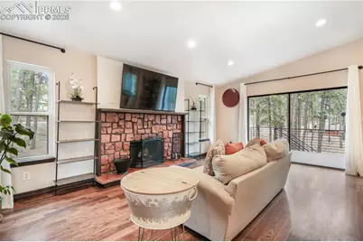 15245 Pleasant View Drive, Colorado Springs, CO 80921 - Photo 3