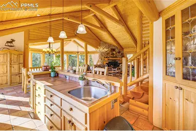 528 Mohawk Heights, Florissant, CO 80816 - Photo 15