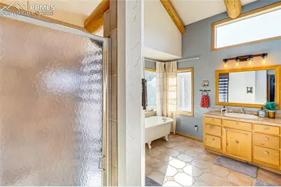 528 Mohawk Heights, Florissant, CO 80816 - Photo 27