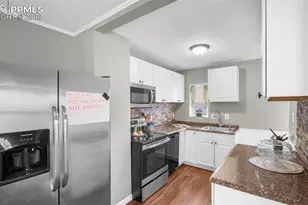 216 N Hancock Ave, Colorado Springs, CO 80903 - Photo 13