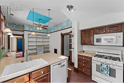 2210 W Kiowa Street, Colorado Springs, CO 80904 - Photo 15