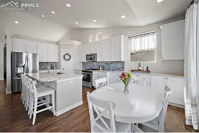 7372 Glen Forest Lane, Colorado Springs, CO 80927 - Photo 15