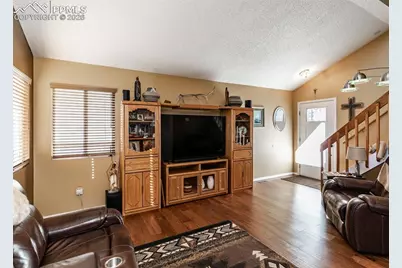 4576 Hennings Drive, Colorado Springs, CO 80911 - Photo 9