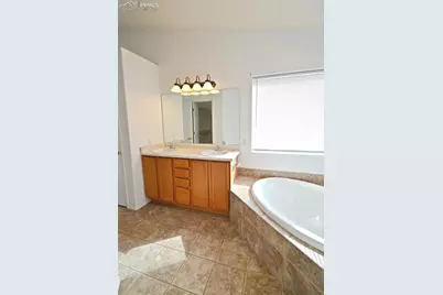 228 W Kyle Drive, Pueblo, CO 81007 - Photo 23