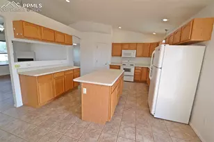 228 W Kyle Dr, Pueblo, CO 81007 - Photo 15