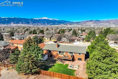 2832 Country Club Circle, Colorado Springs, CO 80909 - Photo 41