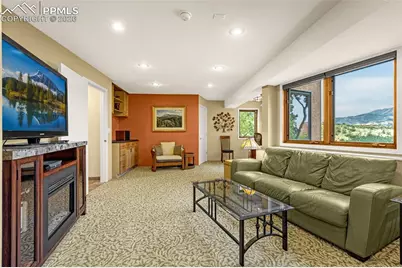 531 Crystal Hills Boulevard, Manitou Springs, CO 80829 - Photo 9