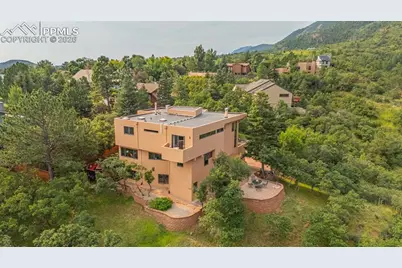 531 Crystal Hills Boulevard, Manitou Springs, CO 80829 - Photo 3