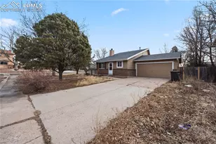 2105 Endicott Ct, Colorado Springs, CO 80916 - Photo 3