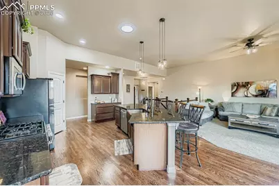 10625 Slumber Ridge Way, Colorado Springs, CO 80908 - Photo 9