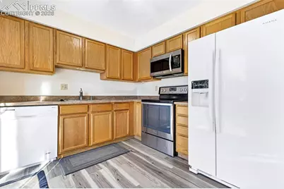 4622 Sprucewood Drive, Colorado Springs, CO 80918 - Photo 15