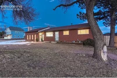 7815 Maverick Road, Colorado Springs, CO 80908 - Photo 3