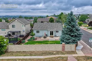 6904 Cobblecreek Dr, Colorado Springs, CO 80922 - Photo 9