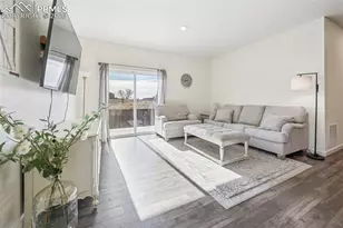 10105 Castor Dr, Colorado Springs, CO 80925 - Photo 5