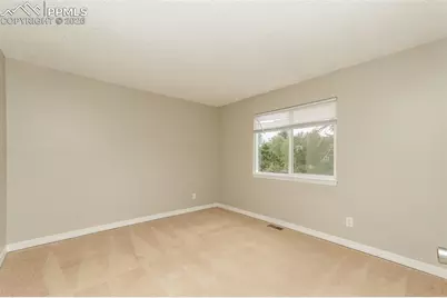 6455 Lonsdale Drive, Colorado Springs, CO 80915 - Photo 9