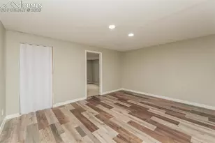 6455 Lonsdale Dr, Colorado Springs, CO 80915 - Photo 7