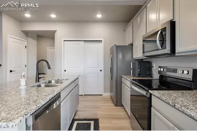 11468 Sanderling Street, Colorado Springs, CO 80925 - Photo 7